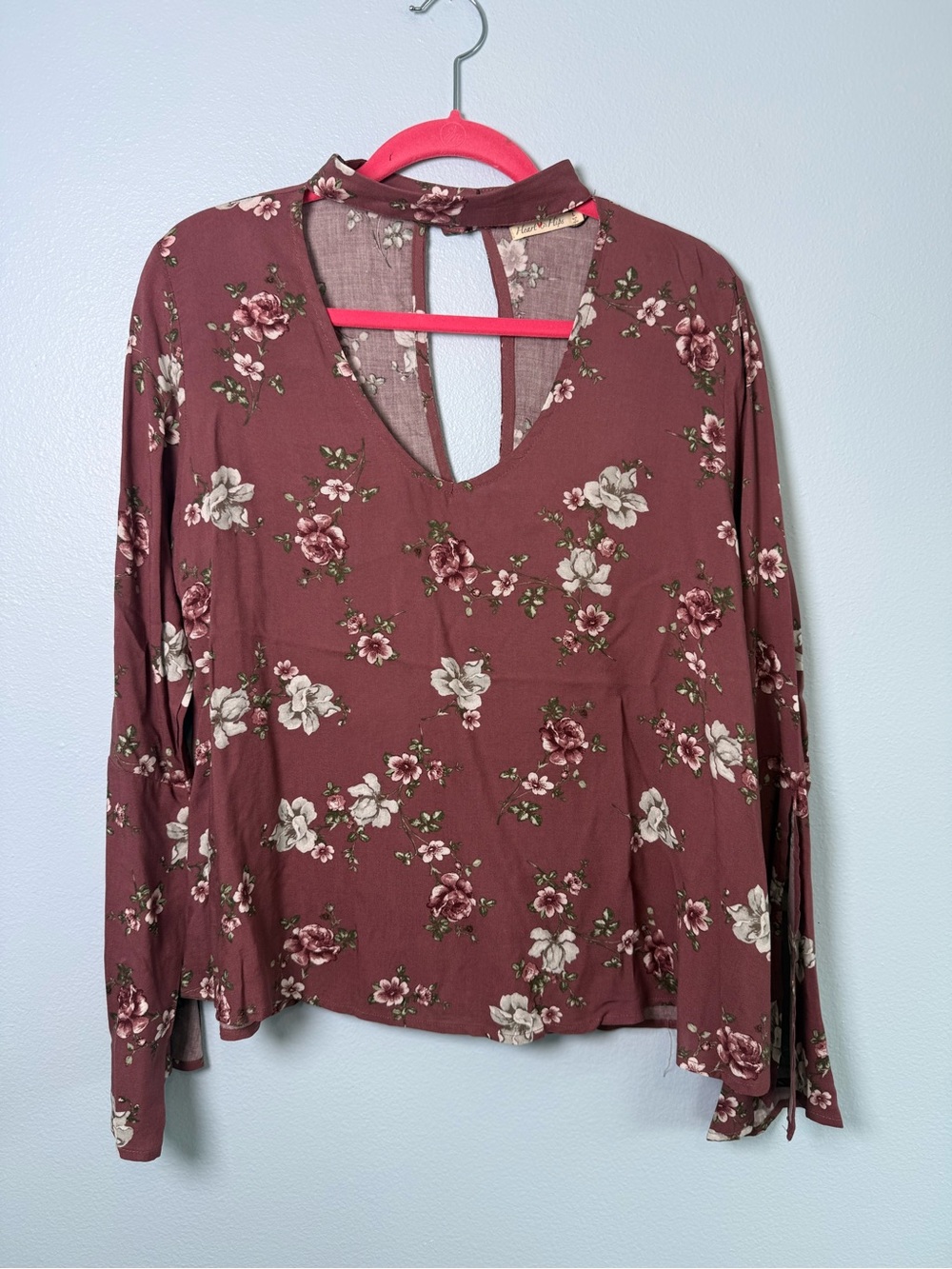 Heart Hips Mauve Floral Keyhole Long Sleeve Top